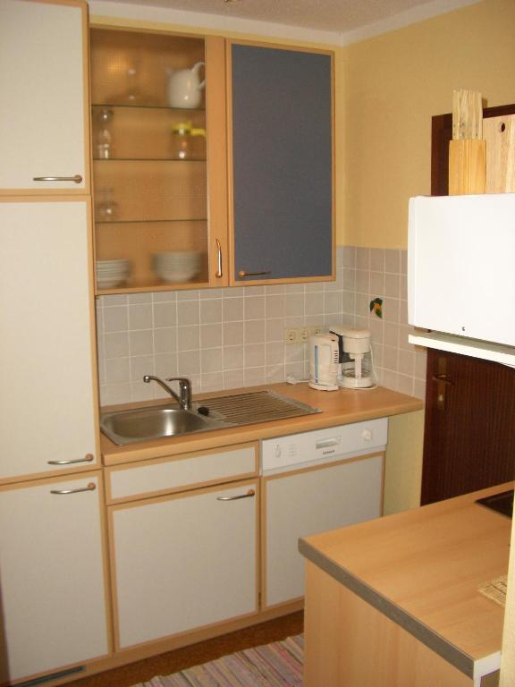 Ferienhaus Bluemel Inkl. Freier Strandbadeintritt Velden am Wörthersee Rum bild